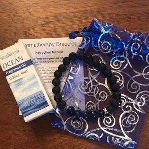 Aromatherapy Bracelet/Fragrance Oil/Bag NWOT